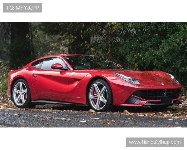 200万买台法拉利F12，一年保险费10万，网友：有钱人的大玩具